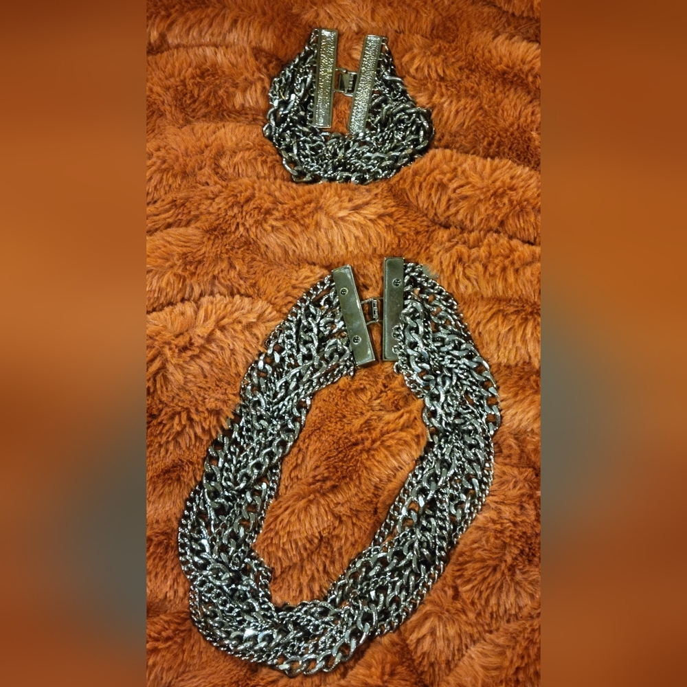 Express Silver Tone Chain Necklace And Bracelet Set - Picture 2 of 8
